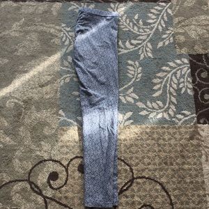 Grey Pattern Leggings